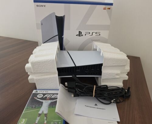 PS5 1TB disc version,cable,box