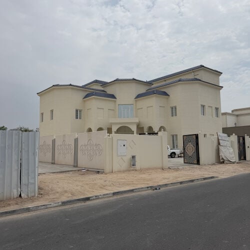 للايجار فيلا اول ساكن الدفنه 