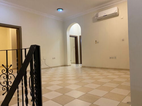 للايجار فيلا داخل مجمع الخريطيات