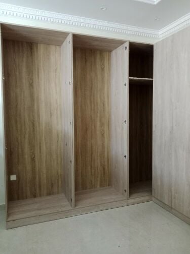 مطلوب سيارة نقل أثاث مغلقه بوكس ص