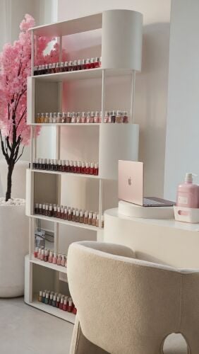 salon hair chair rent