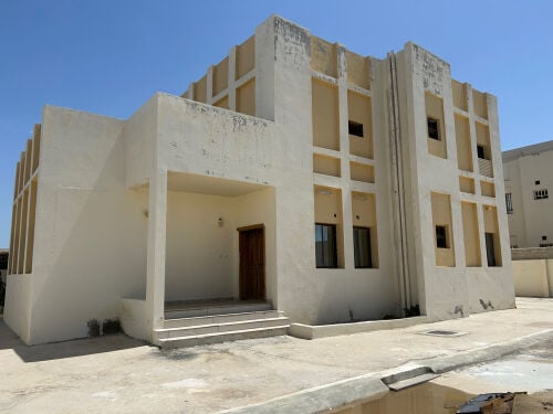 للايجار فيلا بسيلية المعراض عوائل