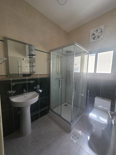 فيلا للايجار  بالخريطيات