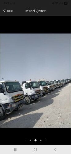 14 Trailers Mercedes and Hino