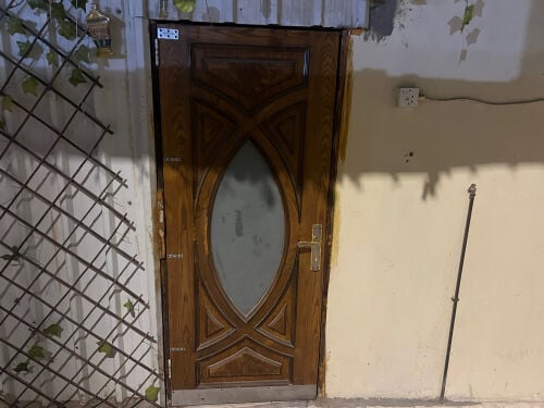 غرفه للإيجار بالمطار القديم 