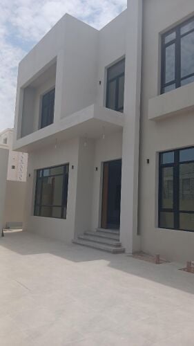 A distinctive villa for sale in Al