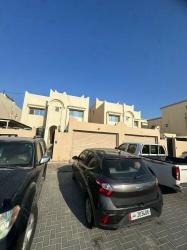 الخريطيات غرفتين بينهم شامل مفروش