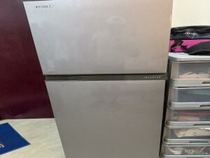TOSHIBA REFRIGERATOR