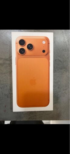 512‏iphone17promax