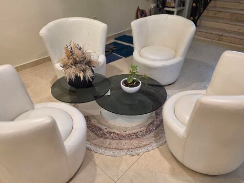 coffee table and chairs