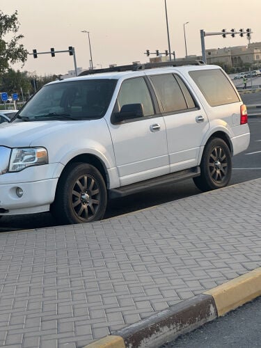 Ford suv for sale the contract no is 70045578