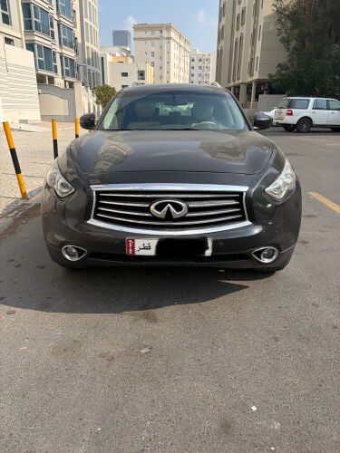 Infiniti QX70 2015