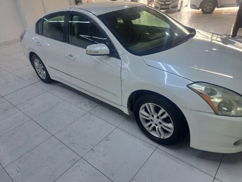 Nissan altima 2012 for sale