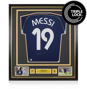 shirt signed by Messi