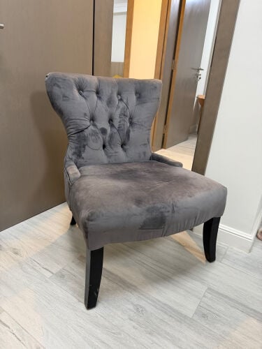 2 chairs