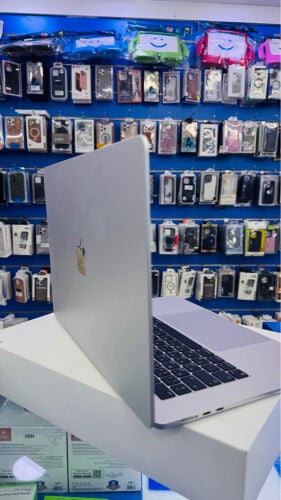 Apple Mac Book Air M3 15inch 256GB