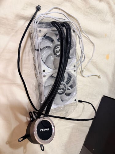 Lian Li Galahad Liquid Cooler 