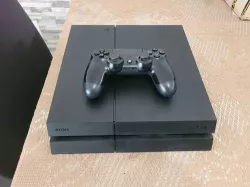 Playstation 4 - 500GB with games