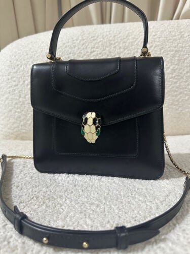 شنطة بولغاري اصليه