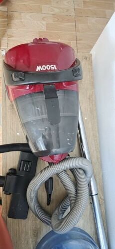 vacuum cleaner, crocary, dishes