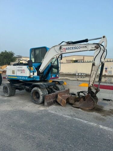 wheel excavator 6Ton & 20Ton
