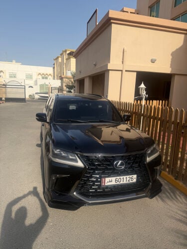 لكزس ال اكس 570 بلاك اديشن