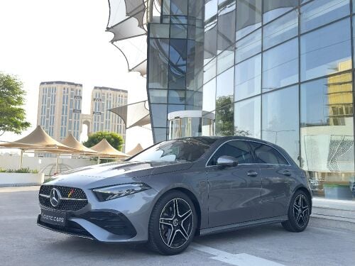 Mercedes A200 AMG 2025