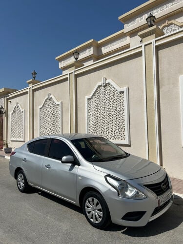 Nissan sunny 2019 