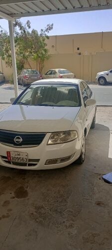 Nissan Sunny 2012