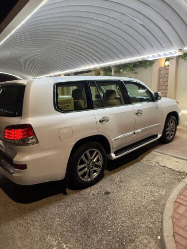 For sale lexus LX570 