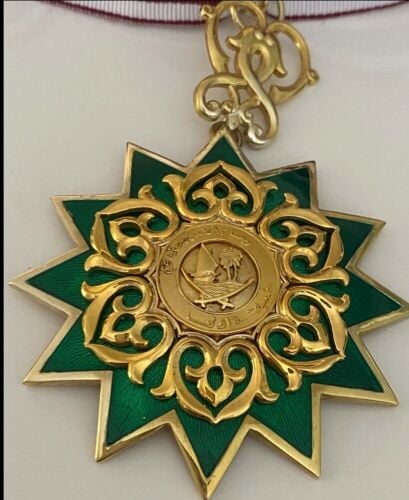 اوسمة استحقاق