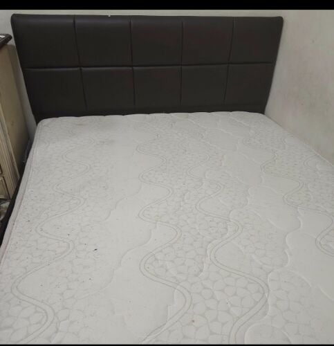 double bed room  price negotiable