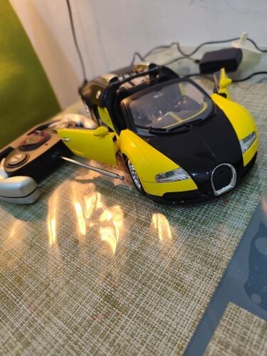 SYMA DRONE CAM + RC CAR