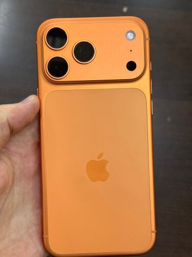 iPhone 17 pro max 