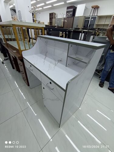 Reception table everything availabl