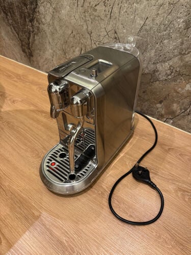 مكينة قهوه نيسبرسو 