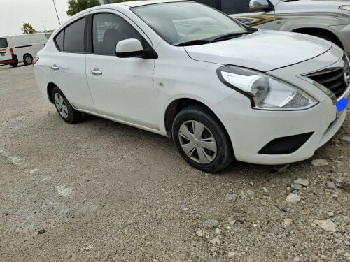 Nissan sunny 2022