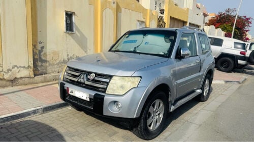 pajero 3 door 