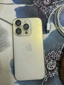 آيفون ١٤ برو ٢٥٦ جيجابايت