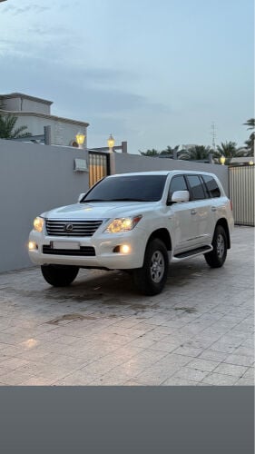 لكزس ٥.٧