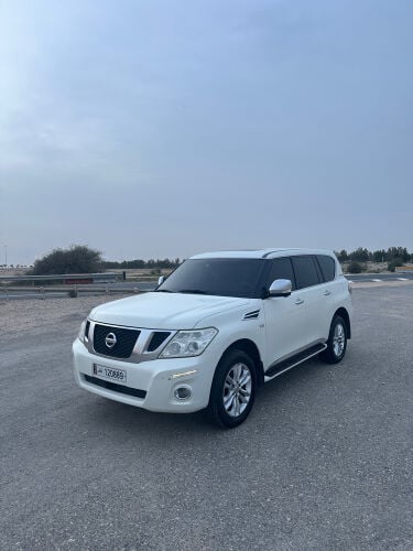 نيسان 400
