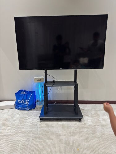 Trolly Big Tv Stand. 