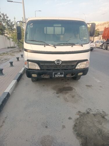 hino 2010