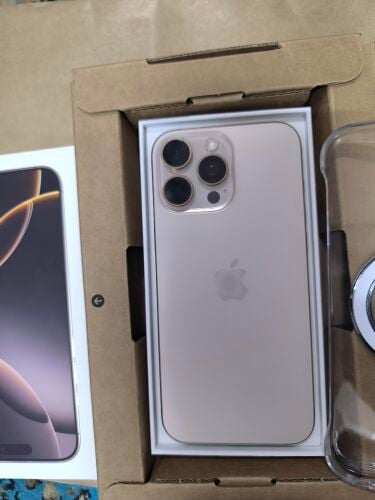 للبيع ايفون 16برو ماكس