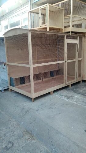 All kinds of cages for birds
