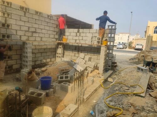 مقاولات عامه بناء واعمال ترميم.
