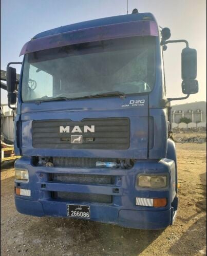 MAN BOOM TRUCK
