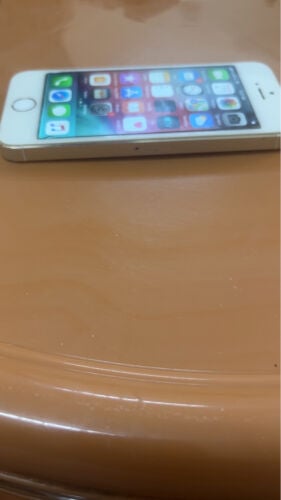 للبيع ايفون ٥ اس