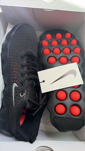 Nike Mind Shoes Size 42