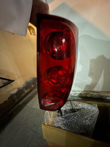 rear GMC light "R"